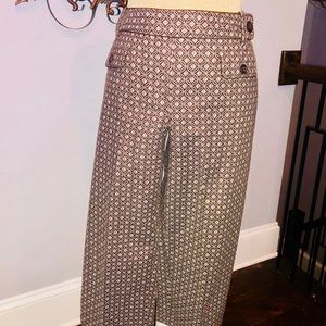 Ann Taylor Lindsay 8 Capri work pants brown white